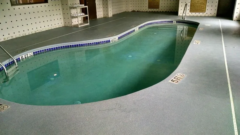 Pool deck before and after resurfacing