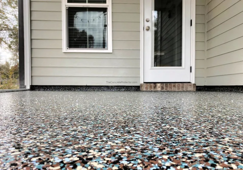 Flake coating on a patio
