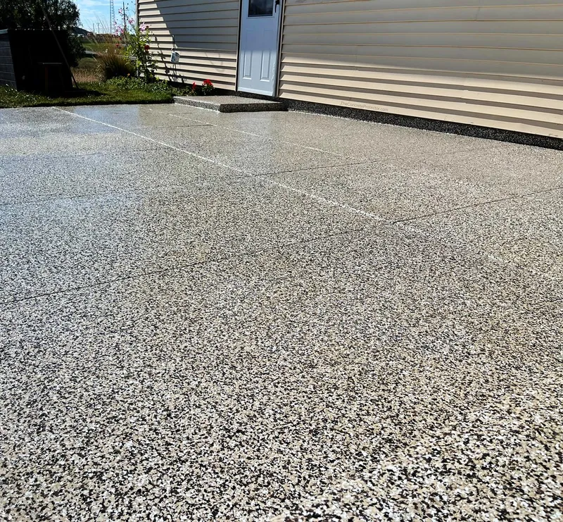 Flake coating on a patio
